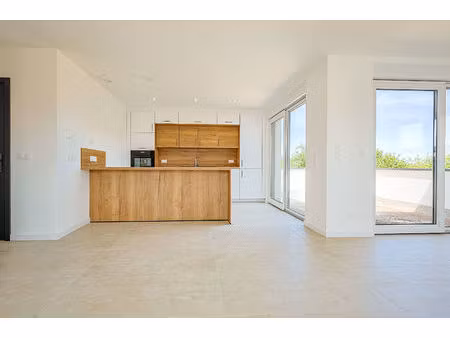 maison neuve de plain-pied ? confort  modernité et beaux volumes