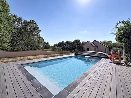 location maison 6 pièces  176.09m²  les bois d'anjou