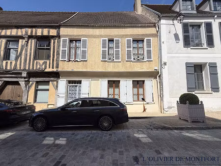 maison 6 pièce(s) 133 m² en hyper centre de montfort l'amaury