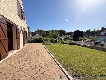 maison individuelle de 8 pièce(s) 195 m2