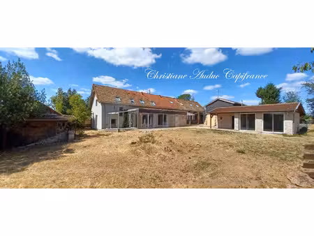 maison à vendre suin 8 pièce(s) 247m2 320 000€