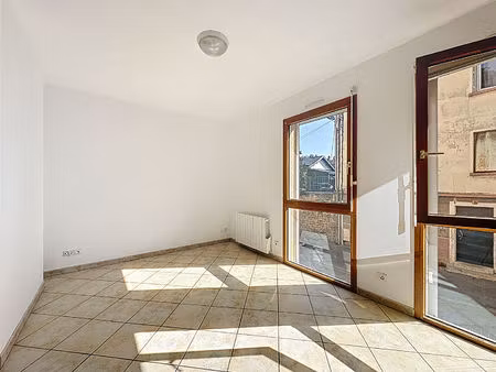 appartement bourg en bresse - 1 pièce(s) - 35 m2