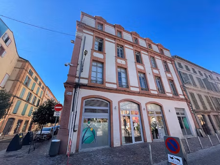 location appartement 4 pièces 138 m² à montauban (82000)