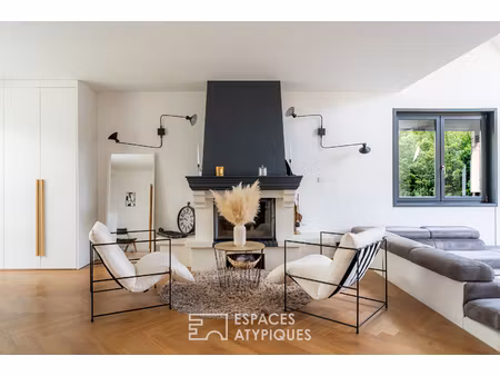maison contemporaine aux volumes généreux dans un écrin de calme