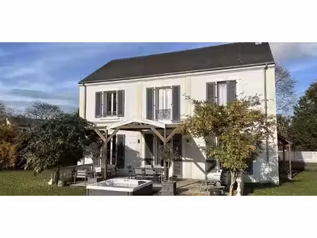 maison avec terrasse mere (78)