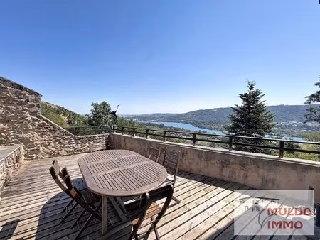 maison familiale de 155 m² avec vue panoramique sur le rhône