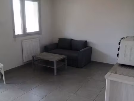 location meublée appartement 2 pièces 44 m² à annecy (74000)  980 €
