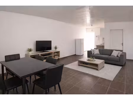 location meublée appartement 1 pièce 40 m² à sainte rose (97439)  700 €