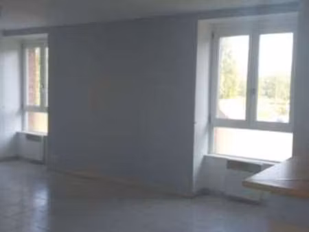 location appartement 3 pièces à plancoët (22130) : à louer 3 pièces / 57m² plancoët