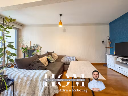 location meublée appartement 5 pièces 99 m² à clermont-ferrand (63000)  1 000 €