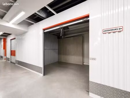 local industriel 12 m²