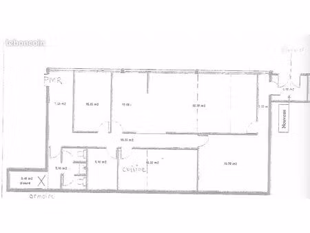 cannes la bocca centre plateau de bureaux de 127m2 modulable pmr 2 box
