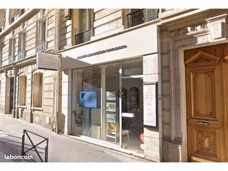 local commercial 56 m² paris
