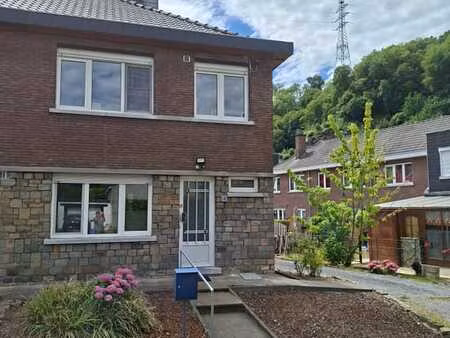 jolie maison avec jardin à tilff