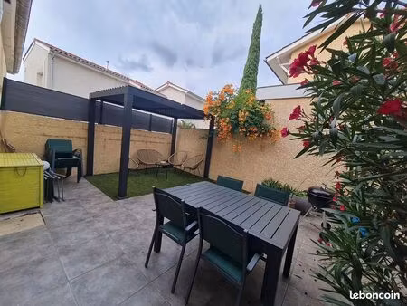 ? maison de village t3 avec extérieur sans vis-à-vis – climatisé sérézin-du-rhône