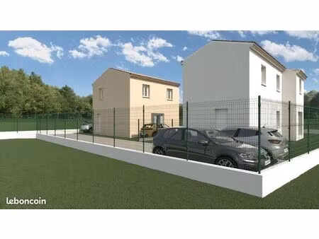 villa 4 pièces 90 m²