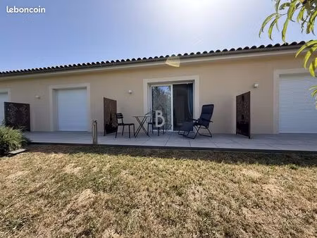 studio 1 pièce 32 m²