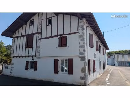 grande maison familiale - 5 chambres - 220m² - jardin et garage