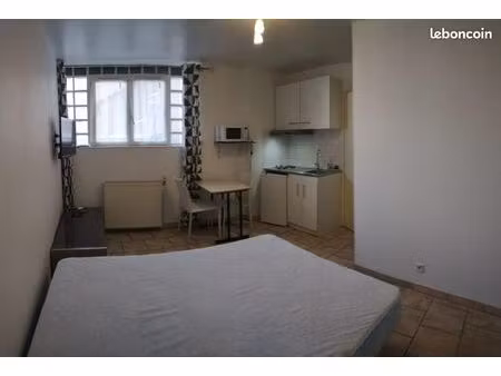 studio 1 pièce 17 m²