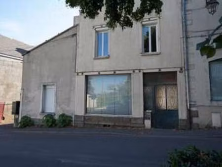 vente immeuble à chemille (49120) : à vendre / 150m² chemille