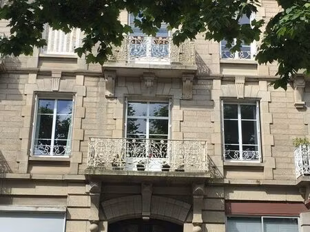à louer – superbe appartement t5 de 145 m² – immeuble de standing