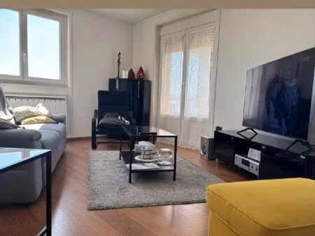 location appartement 100m2 mozac avec jardin