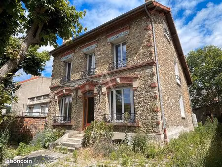 maison 7 pièces 150 m²