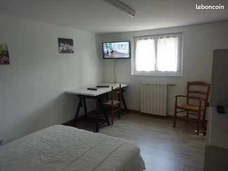 grand studio pour étudiant·e à aytré  proximité du collège de l'atlantique