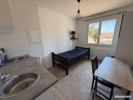 chambre meublée dans montaigu avec cuisine équipée