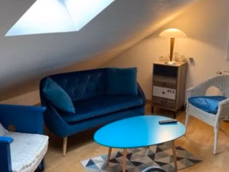 studio étudiant dans maison