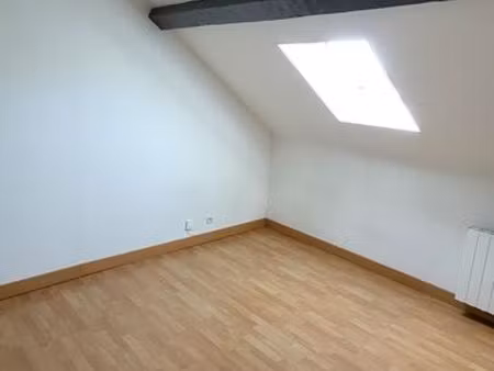 appartement 2 pièces – centre-ville château-thierry – disponible immédiatement