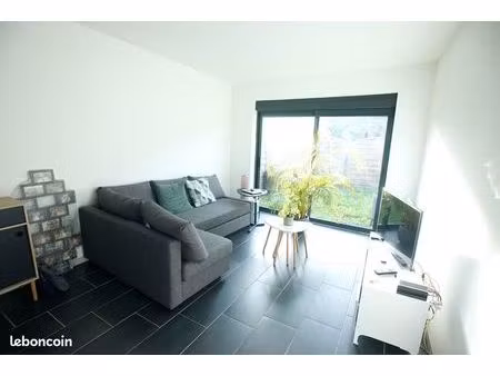 appartement 2 pièces 61 m²