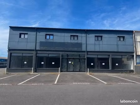 local commercial 300 m² fréjus