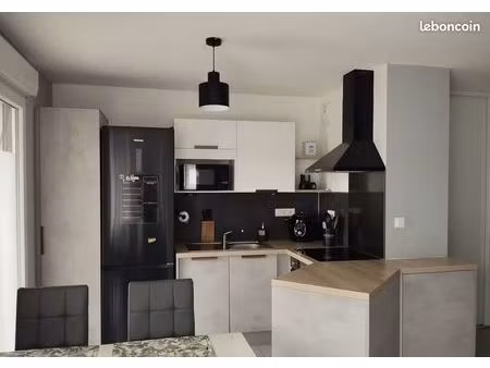 superbe t2 récent avec terrasse et jardin privatif