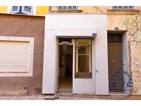 location locaux professionnels 0 pièces 19 m² à barjols (83670)  223 €