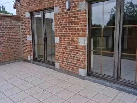 location maison 4 pièces 110 m² à hon-hergies (59570)  1 100 €