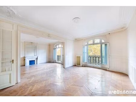 bureau 1 473 m²