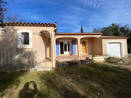 location maison 4 pièces 92 m² à claret (34270)  1 230 €