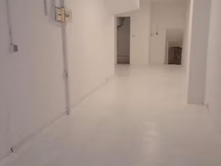 location locaux professionnels 52 m² à marseille 2ème (13002)  1 000 €