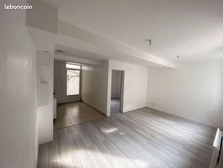 immeuble 7 pièces 199 m²