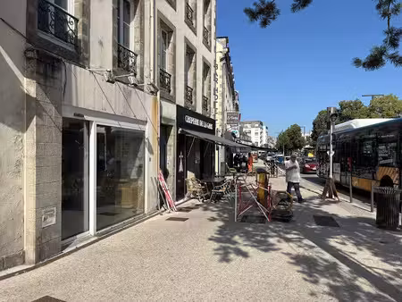 location locaux professionnels 0 pièces 63 m² à quimper (29000)  1 100 €