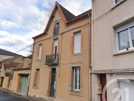 immeuble 130 m² moulins