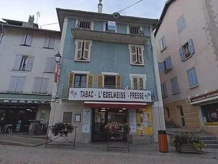 immeuble 126 m² seyne
