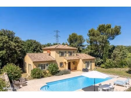 villa 3km gare