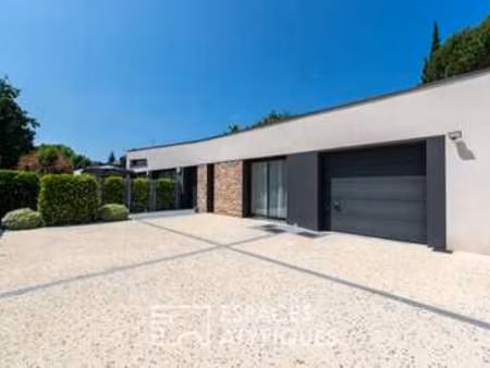 vente maison piscine à bruz (35170) : à vendre piscine / 227m² bruz