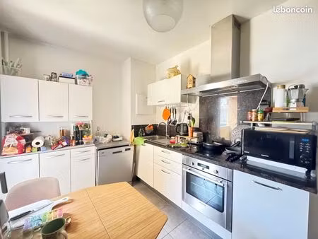 appartement 4 pièces 79 m²