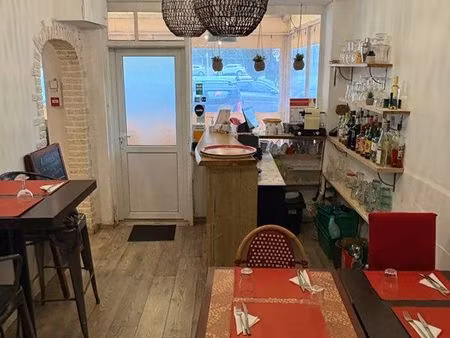 restaurant pizzeria