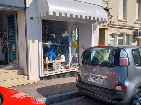 local commercial à louer