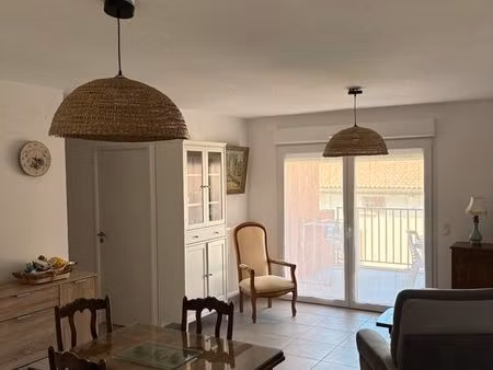 location appartement 45 m2 résidence neuve normes pmr parking couvert fermé garéoult