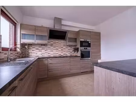 appartement à louer à leugstraat 48 aartselaar (rbw42015)